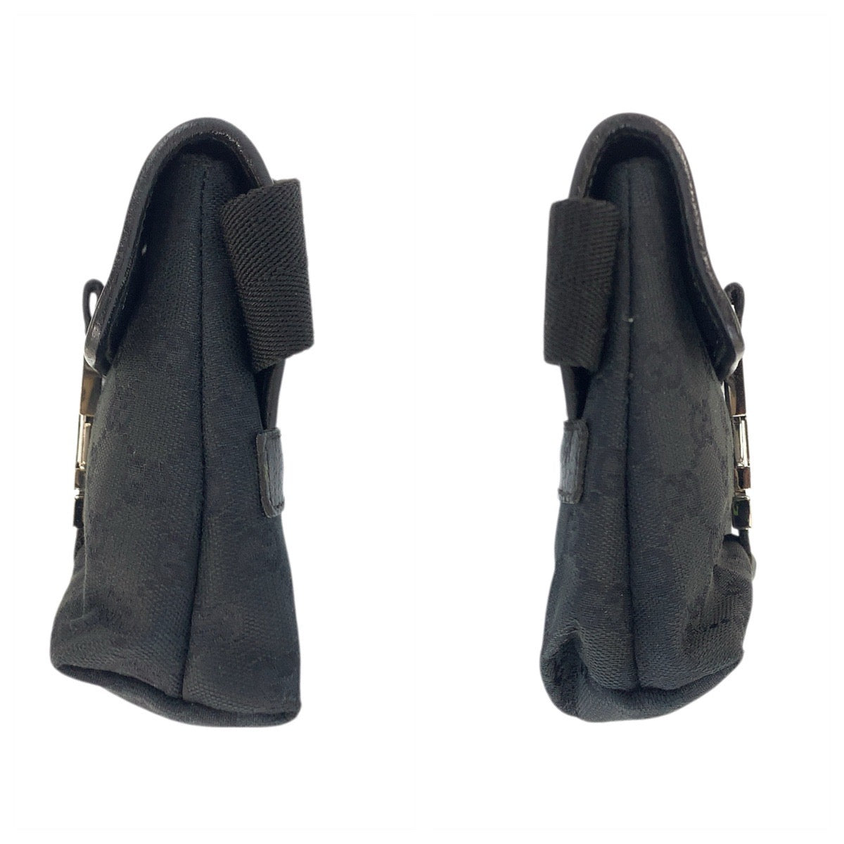 23328
GUCCI グッチ ブラック 黒 シルバー金具 GGキャンバス / レザー 131236 ボディバッグ ウエストポーチ 男女兼用 レディース AB32