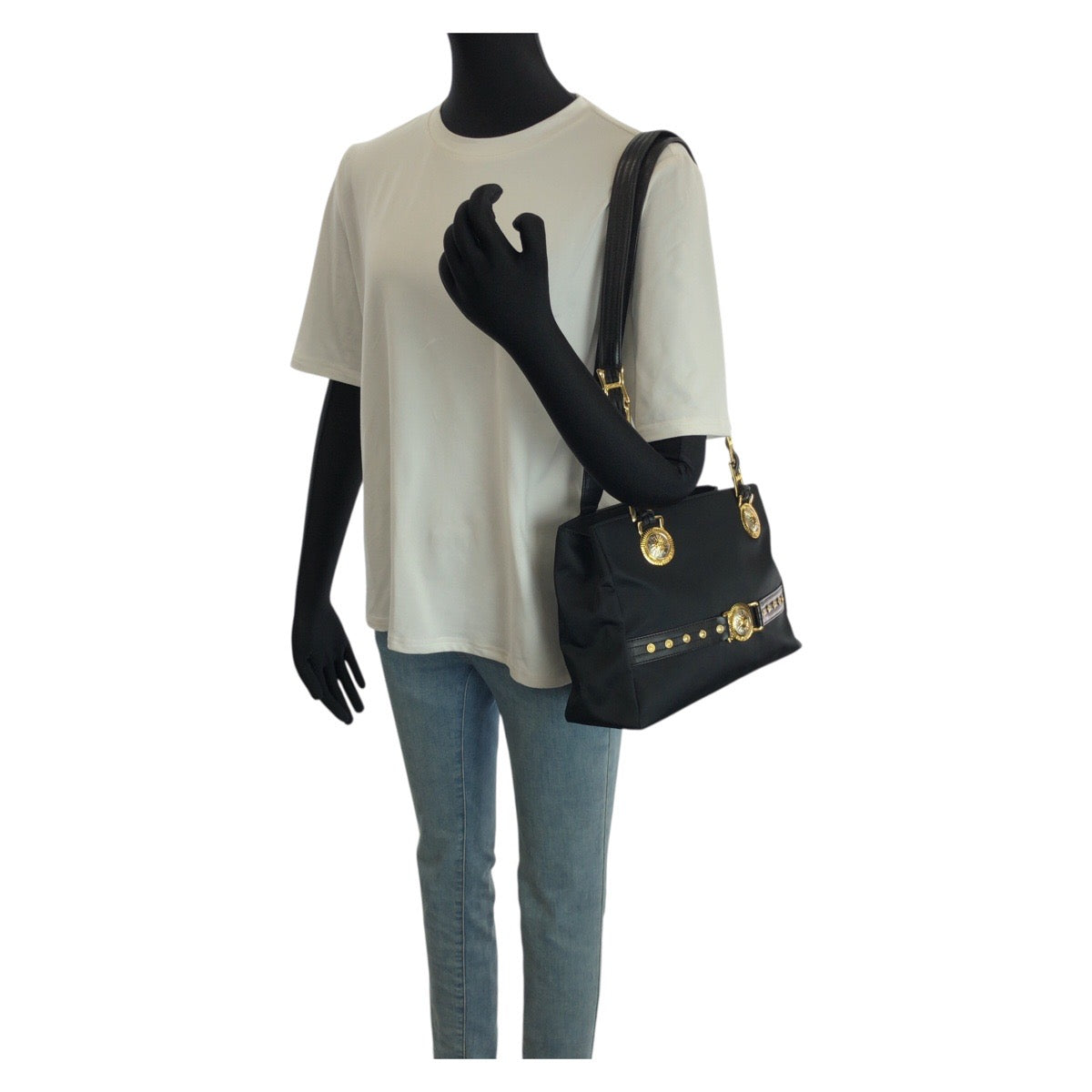 23310
VERSACE ヴェルサーチ ヴィンテージ サンバースト ブラック 黒 ゴールド金具 ナイロン / レザー ショルダーバッグ トートバッグ レディース ABP42