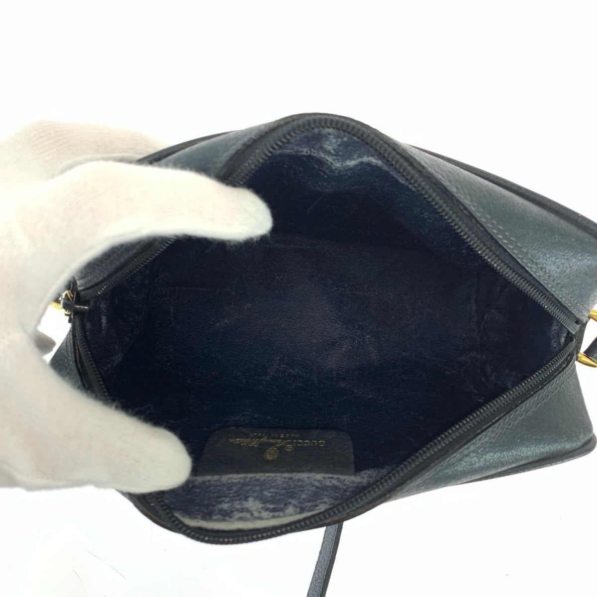 23314
GUCCI グッチ ヴィンテージ シェリーライン オールドグッチ ネイビー ベージュ ゴールド金具 GGスプリームキャンバス / レザー 119 02 087 ショルダーバッグ ポシェット レディース AB35