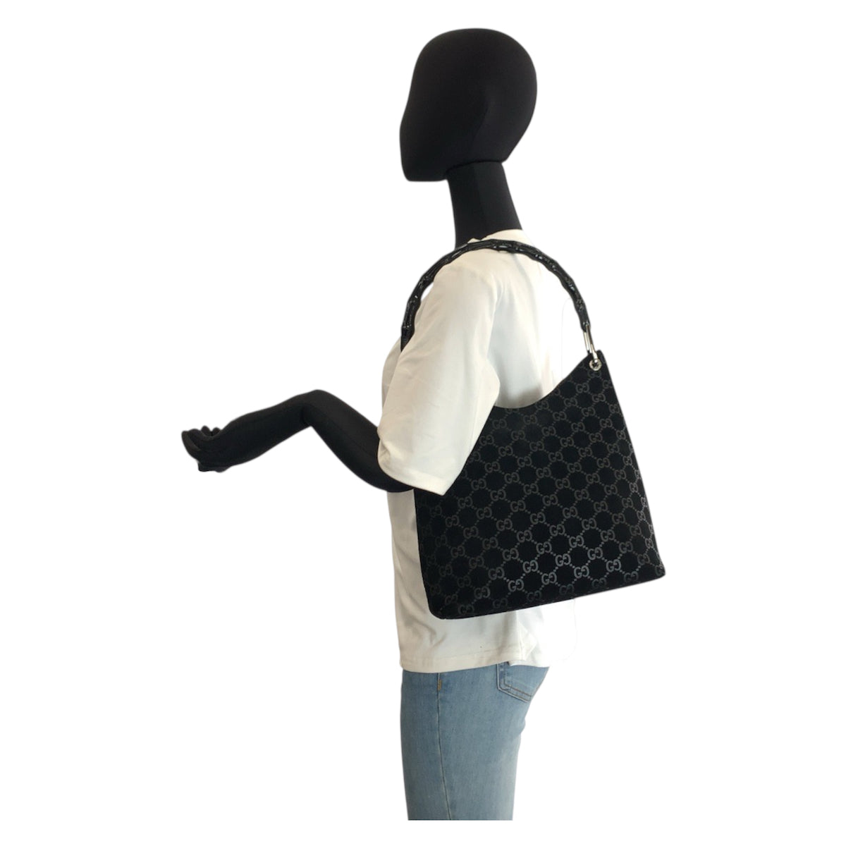 23342
GUCCI グッチ バンブー GG柄 ブラック 黒 シルバー金具 スウェード 001 3007 ショルダーバッグ レディース AB28