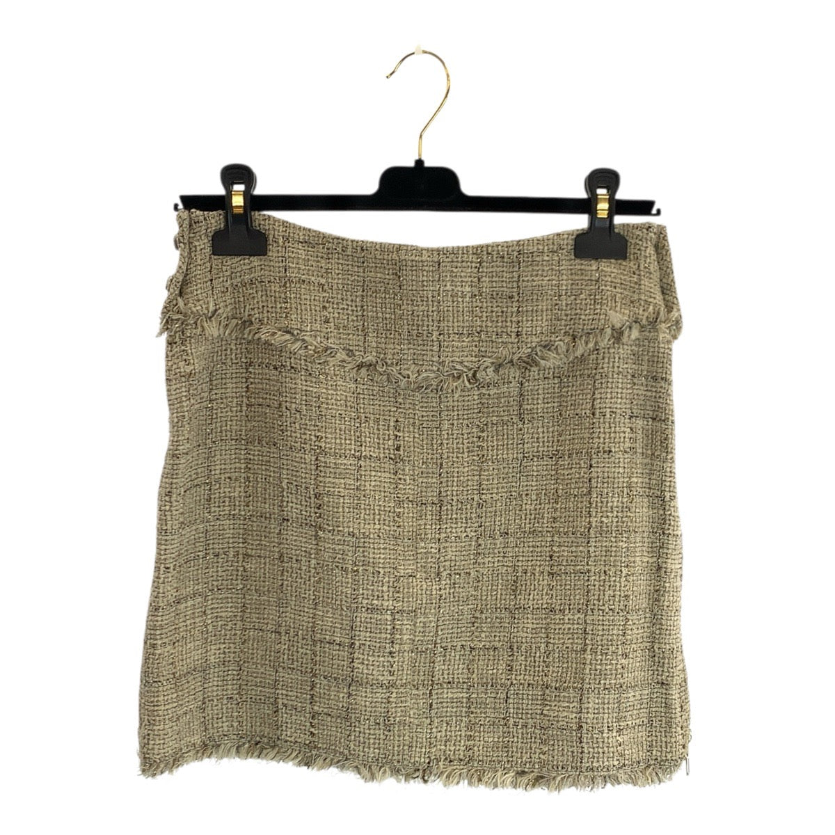 23352
CHANEL シャネル ツイード ココマークハンガー付き サイズ34 ベージュ ゴールド金具 コットン / シルク P38115 スカート レディース A38