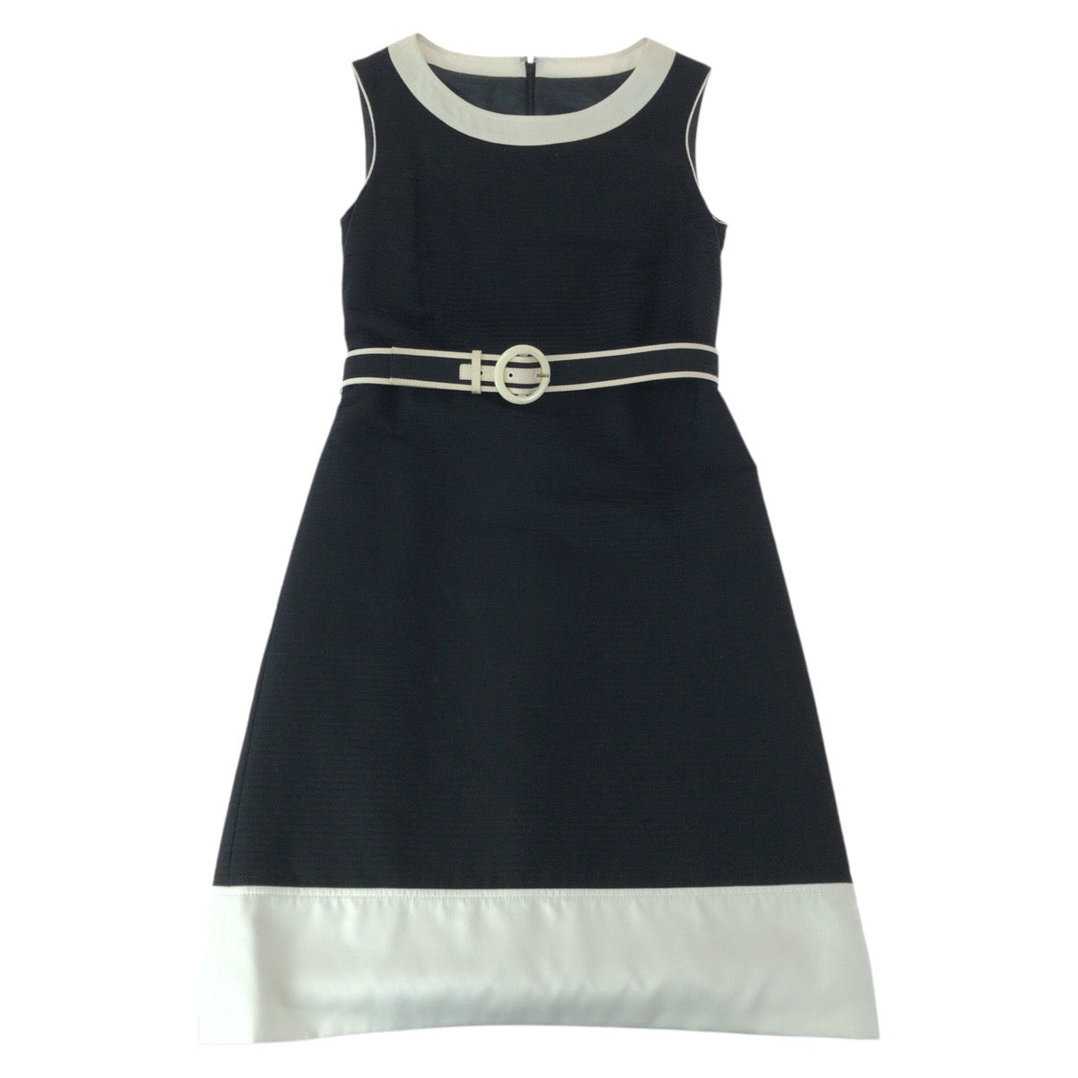 23356
courreges クレージュ サイズ38 ブラック ホワイト シルバー金具 コットン / ポリエステル 00004512 ワンピース ノースリーブ レディース ABP