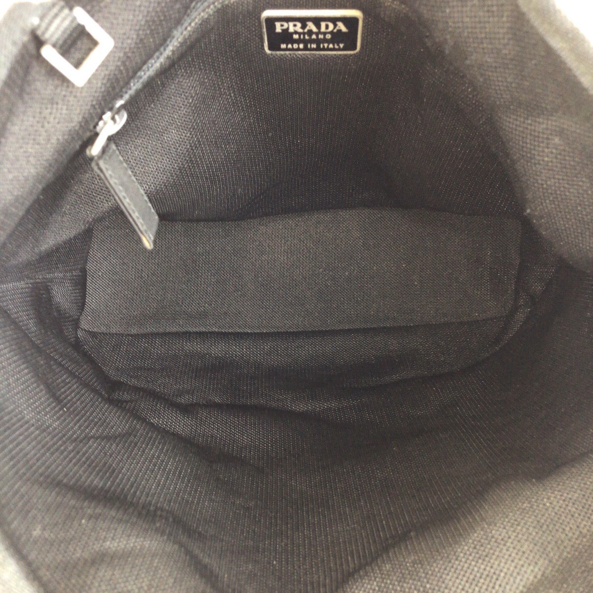 23359
PRADA プラダ テスート ブラック 黒 シルバー金具 ナイロン / レザー トートバッグ ショルダーバッグ レディース AB28
