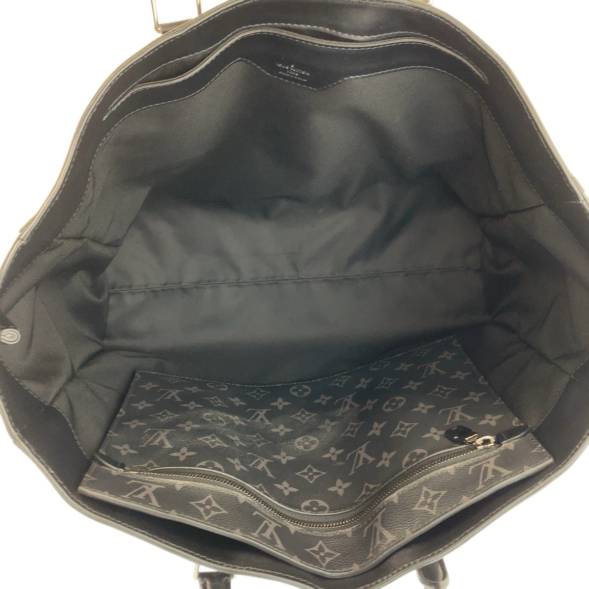 23368
LOUIS VUITTON ルイヴィトン モノグラムエクリプス グラン サック ブラック 黒 シルバー金具 PVC / レザー M44733 ビジネスバッグ トートバッグ メンズ A170