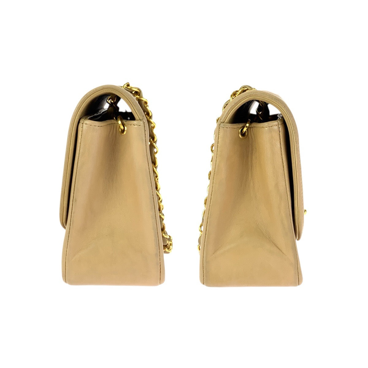 23386
CHANEL シャネル ヴィンテージ ダイアナ マトラッセ ベージュ ゴールド金具 ラムスキン チェーンショルダーバッグ レディース AB300