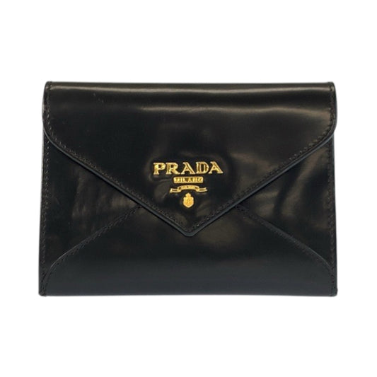 23430
PRADA プラダ ブラック 黒 ゴールド金具 パテントレザー 折財布 コンパクトウォレット レディース ABP35