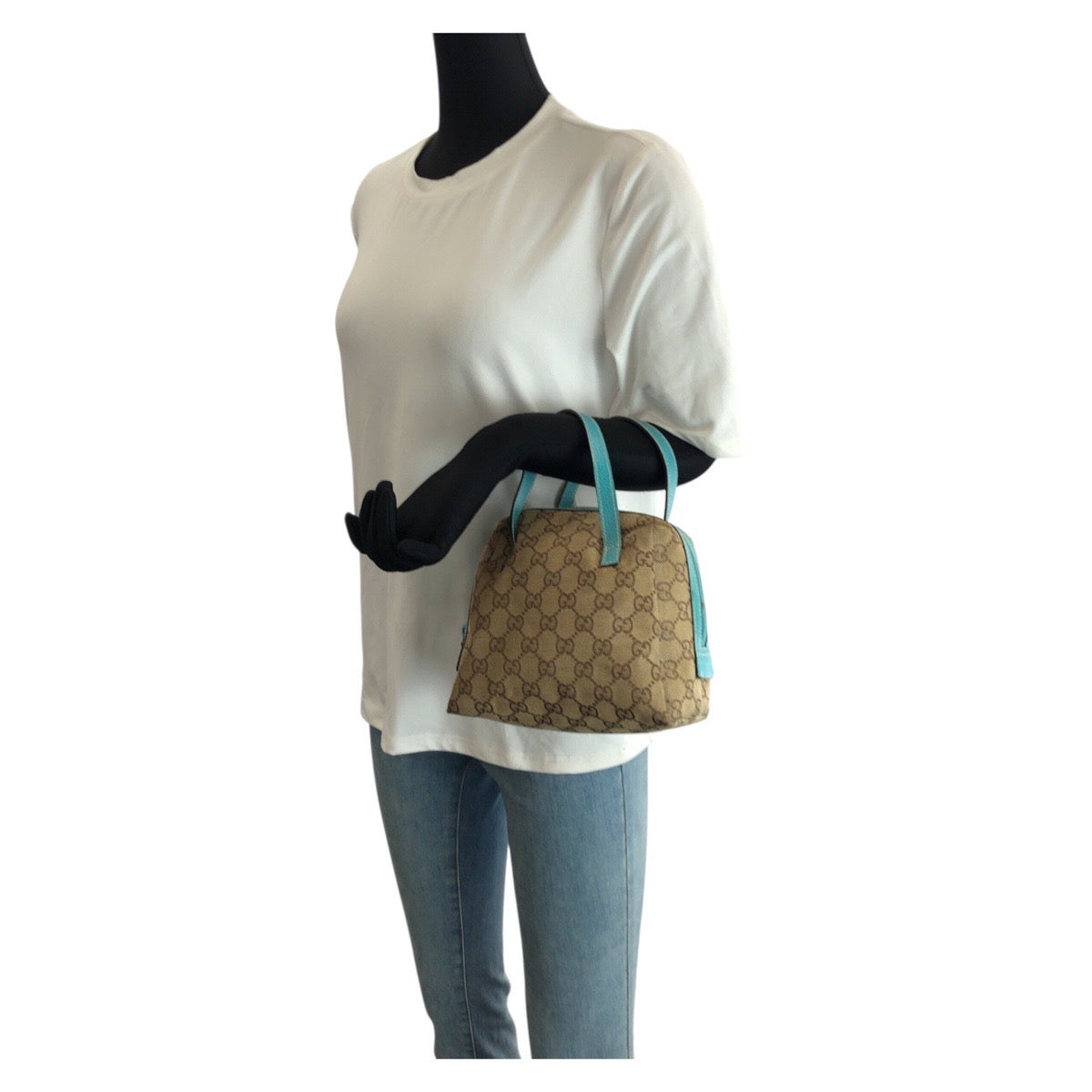 23449
GUCCI グッチ ベージュ ライトブルー シルバー金具 GGキャンバス / レザー 124542 ハンドバッグ アクセサリーポーチ バニティバッグ レディース ABP37