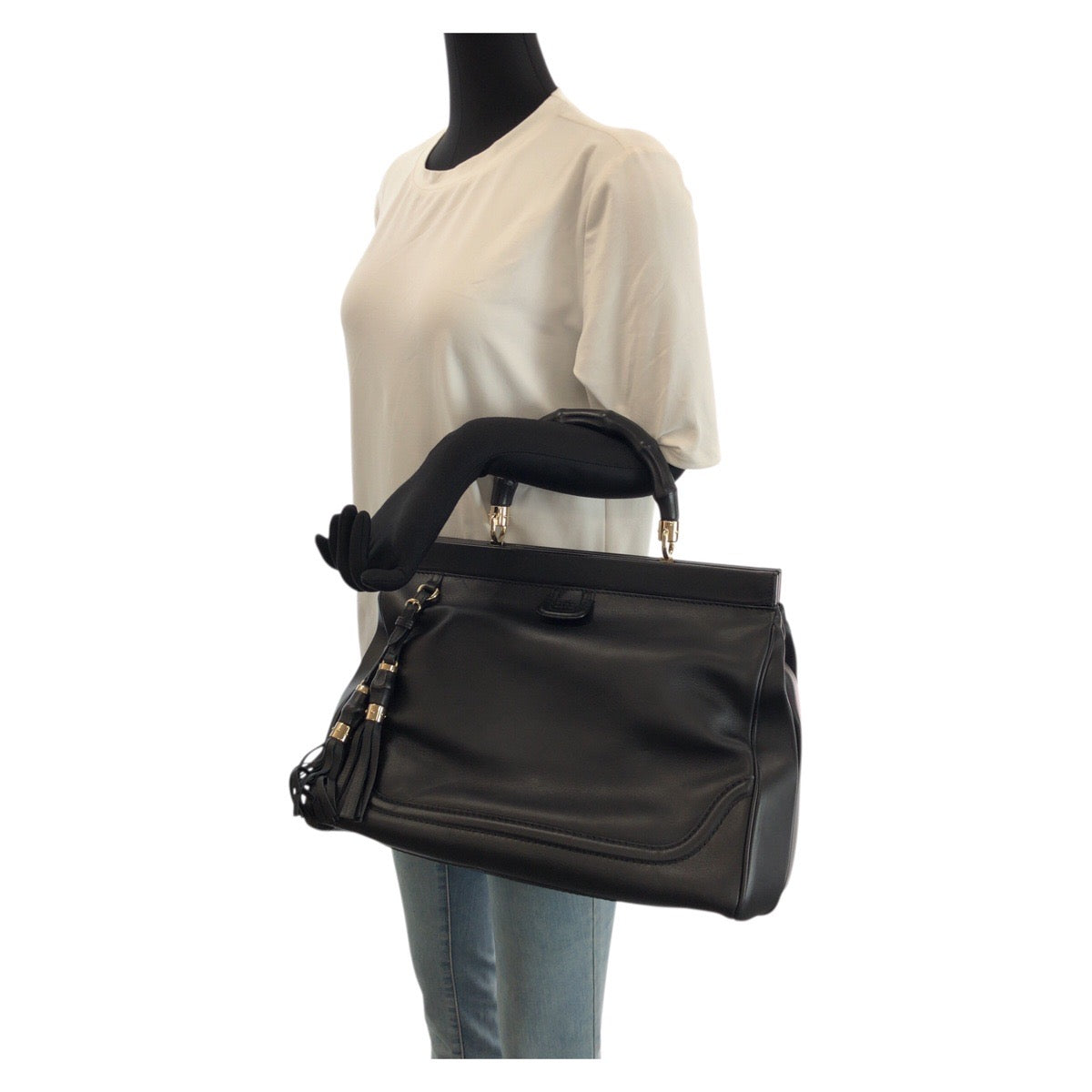 23450
GUCCI グッチ バンブー ダブルタッセル ブラック 黒 ゴールド金具 レザー 296860 ハンドバッグ 男女兼用 レディース ABP70