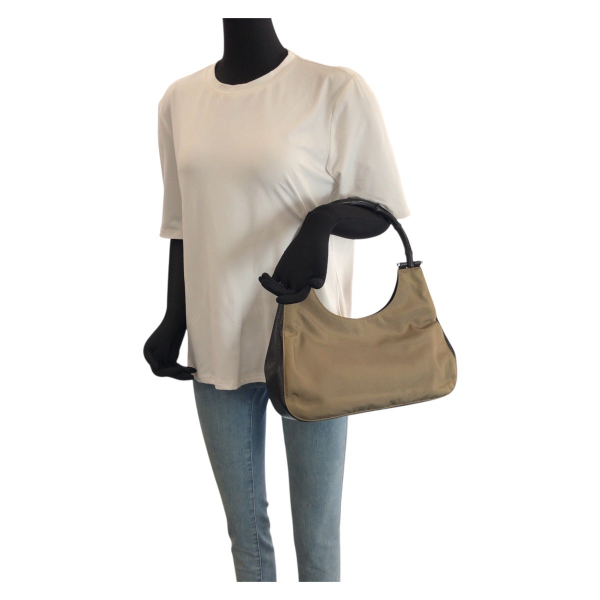 23456
GUCCI グッチ バンブー ホーボー カーキ ブラック シルバー金具 ナイロン / レザー 001 3739 ハンドバッグ レディース ABP23