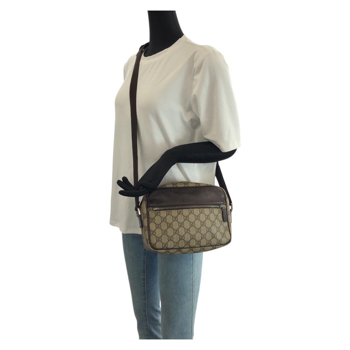 23461
GUCCI グッチ ベージュ ダークブラウン シルバー金具 GGスプリームキャンバス / レザー 114291 ショルダーバッグ メッセンジャーバッグ レディース ABP44