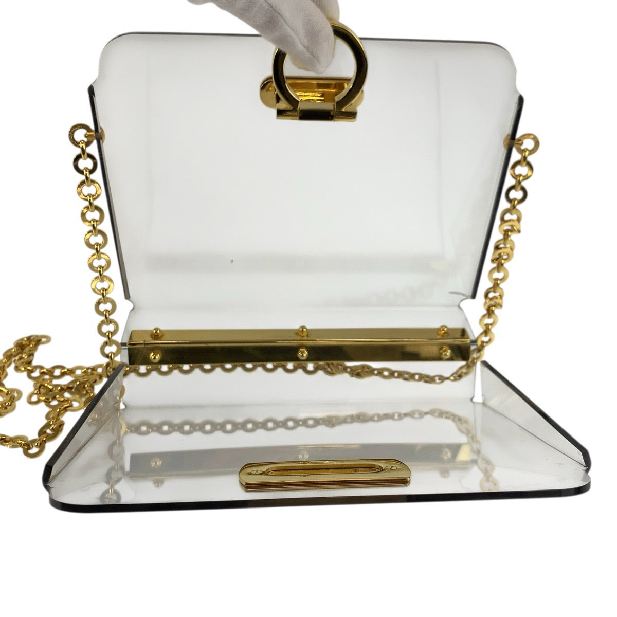 23474
Salvatore Ferragamo サルヴァトーレフェラガモ ガンチーニ クリア ゴールド金具 プラスチック チェーンショルダーバッグ レディース ABP70