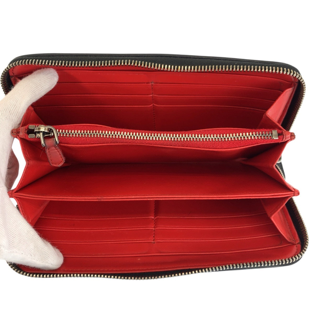 23492
PRADA プラダ パンチング 三角ロゴプレート ブラック 黒 シルバー金具 レザー 長財布 ロングウォレット メンズ AB22