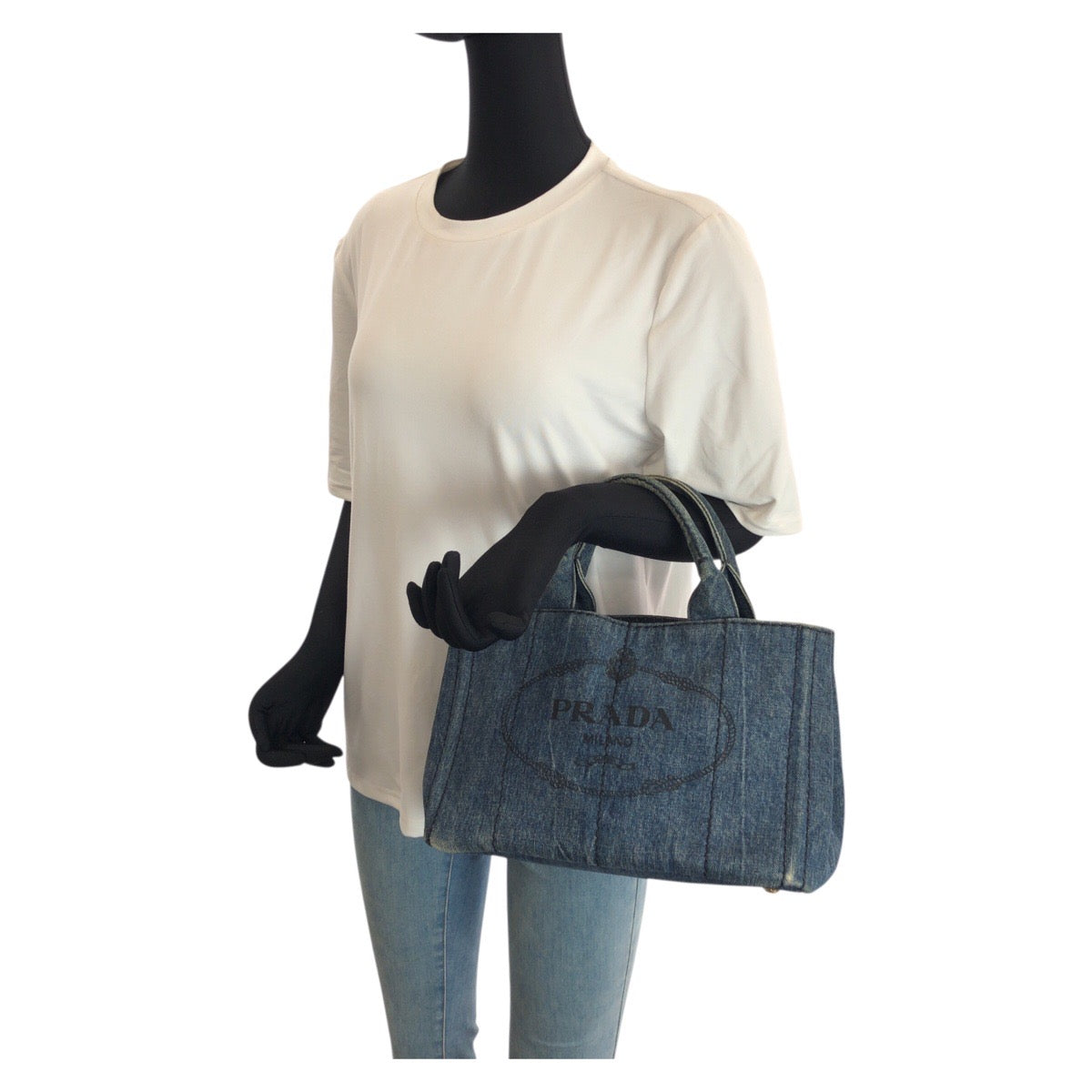 23498
PRADA プラダ カナパ 三角ロゴプレート ブルー ゴールド金具 デニム トートバッグ ハンドバッグ レディース AB42