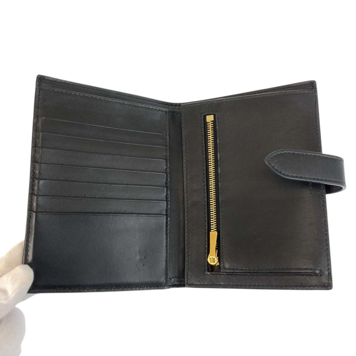 23503
CELINE セリーヌ ミディアムストラップウォレット ブラック 黒 レザー 折り財布 コンパクトウォレット レディース ABP28