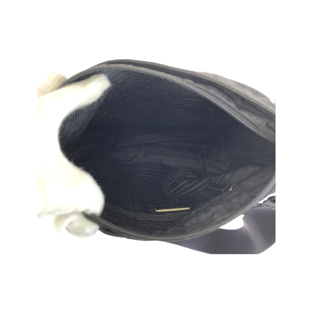 23548
PRADA プラダ テスート 三角ロゴプレート ブラック 黒 シルバー金具 ナイロン ショルダーバッグ ポシェット レディース AB35