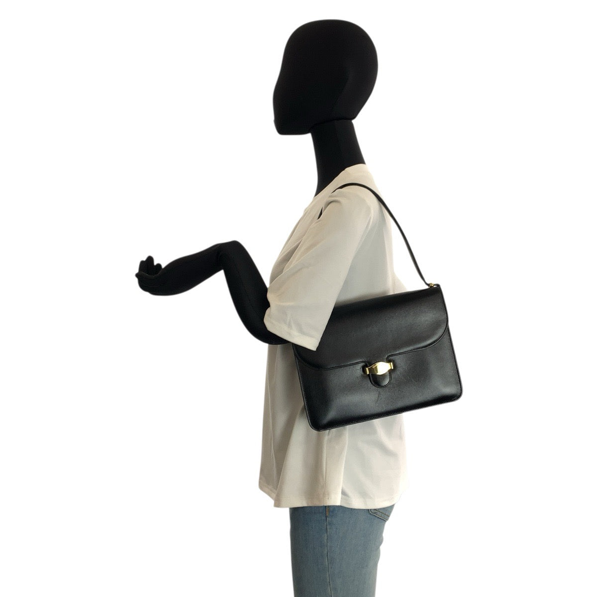 23562
Christian Dior クリスチャンディオール ヴィンテージ ブラック 黒 ゴールド金具 レザー ショルダーバッグ ハンドバッグ レディース ABP37