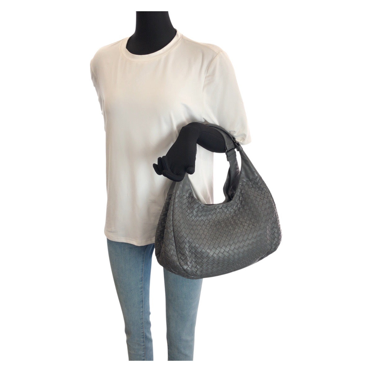 23571
BOTTEGAVENETA ボッテガヴェネタ イントレチャート カンパーナ グレー ガンメタ金具 レザー ホーボー ショルダーバッグ トートバッグ レディース ABP98