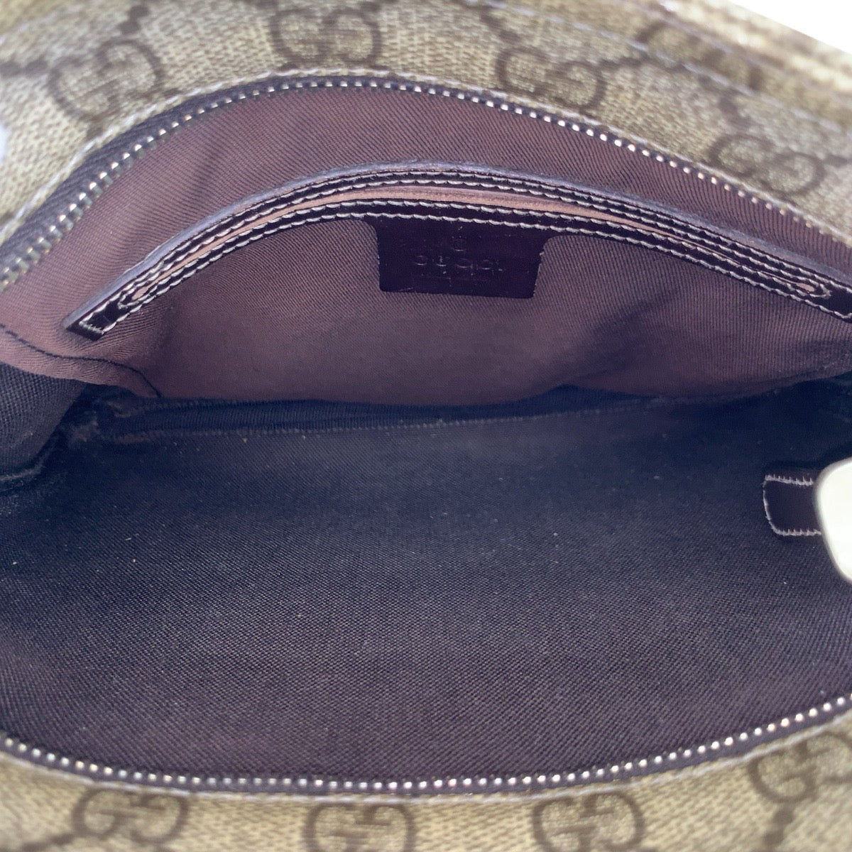 23616
GUCCI グッチ ベージュ ブラウン ゴールド金具 GGスプリームキャンバス 201538 ショルダーバッグ メッセンジャーバッグ レディース ABP42