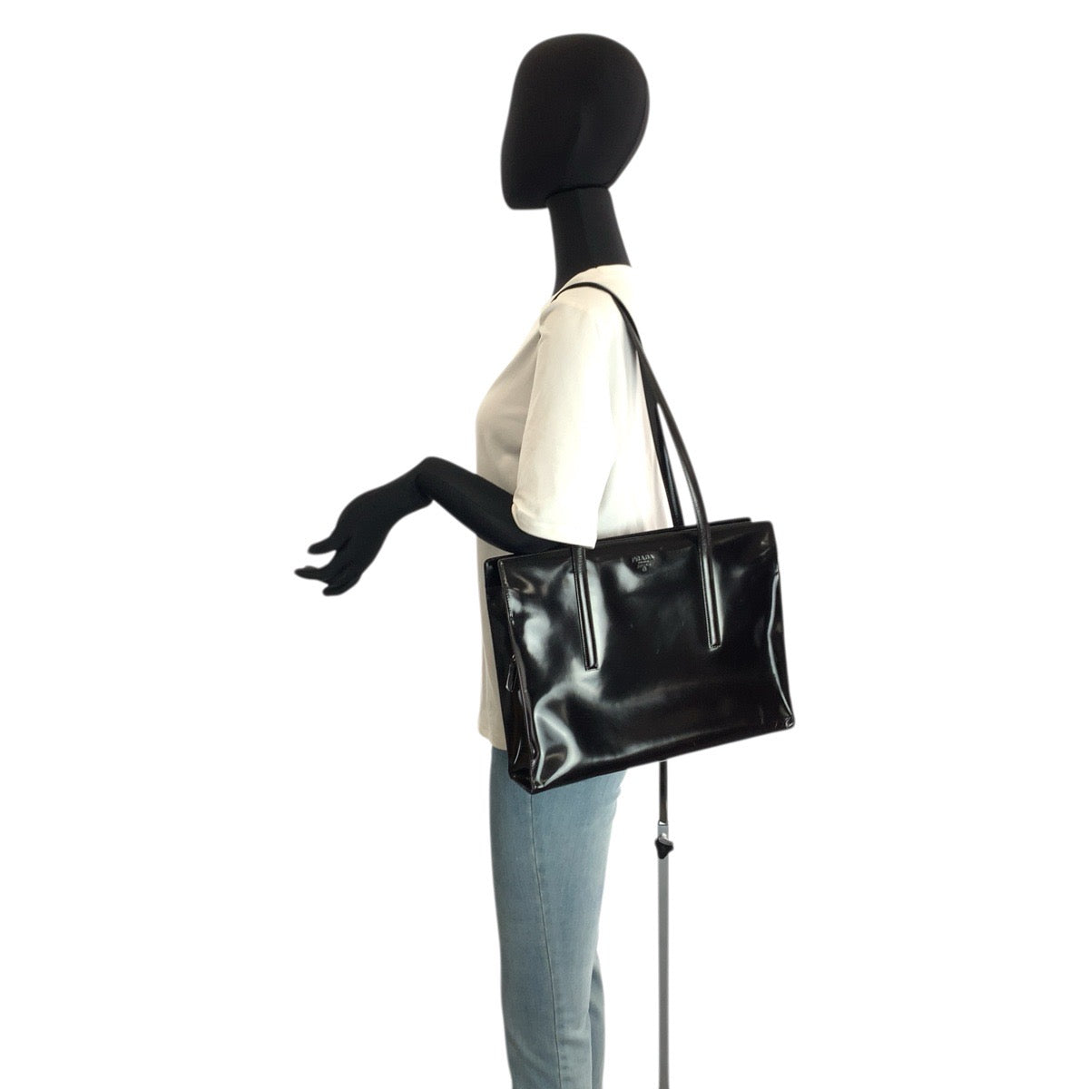 23619
PRADA プラダ ロゴ型押し ブラウン シルバー金具 パテントレザー トートバッグ ショルダーバッグ レディース ABP65