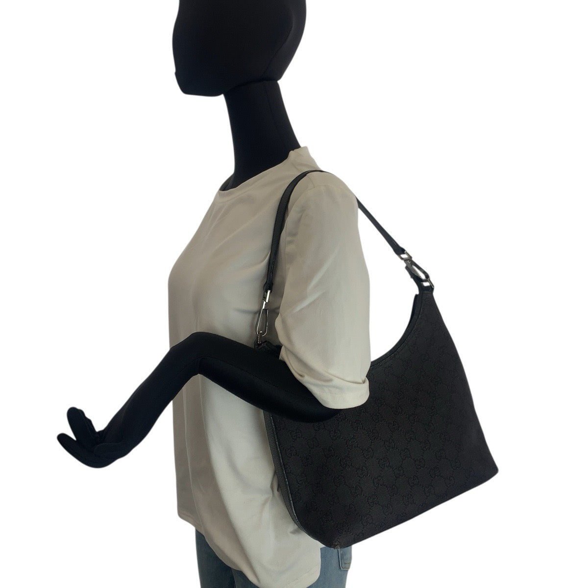 23629
GUCCI グッチ ブラック シルバー金具 GGキャンバス / レザー 28335 ショルダーバッグ ハンドバッグ レディース AB28