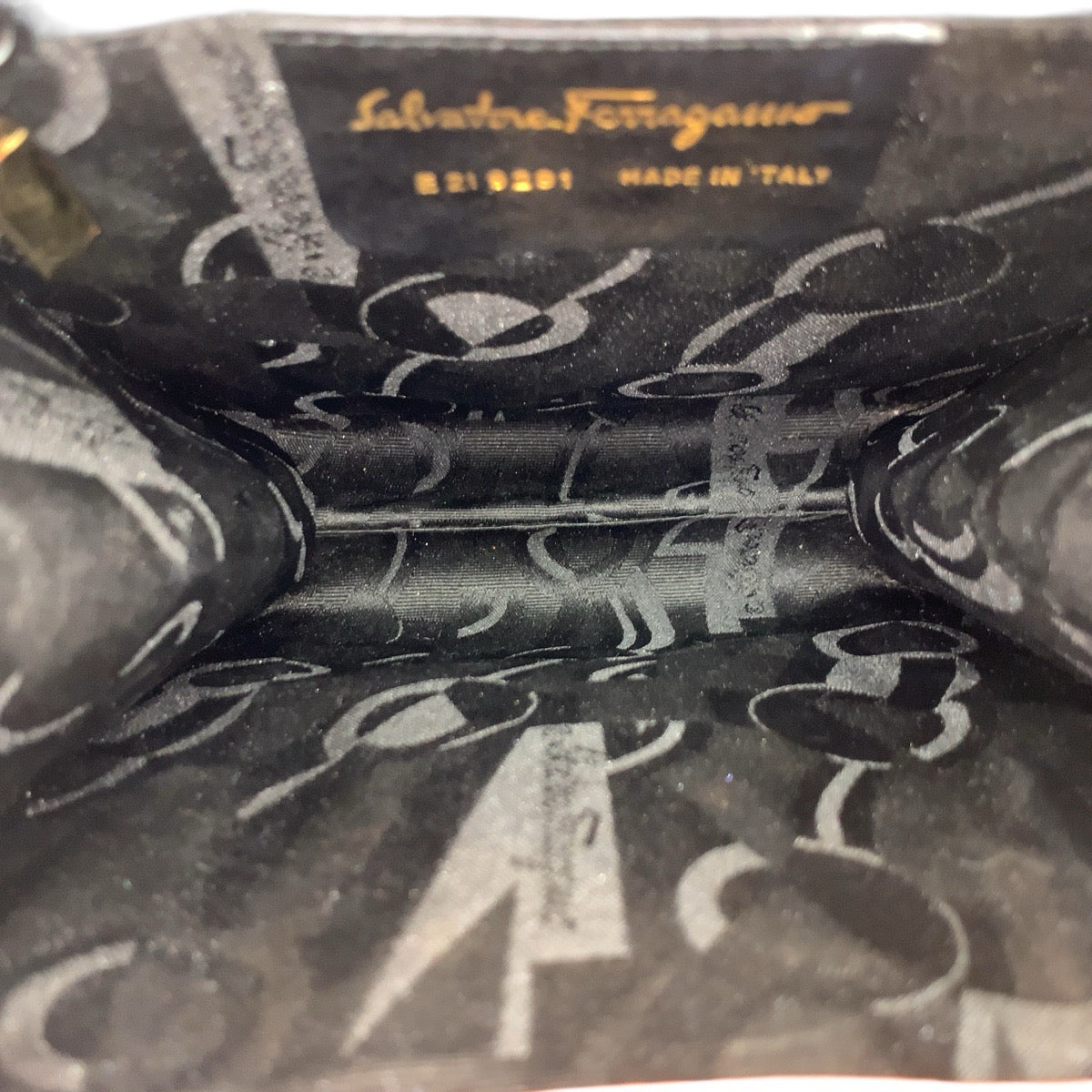 23630
Salvatore Ferragamo サルヴァトーレフェラガモ ヴィンテージ オレンジ レザー E21 9291 ハンドバッグ レディース ABP42