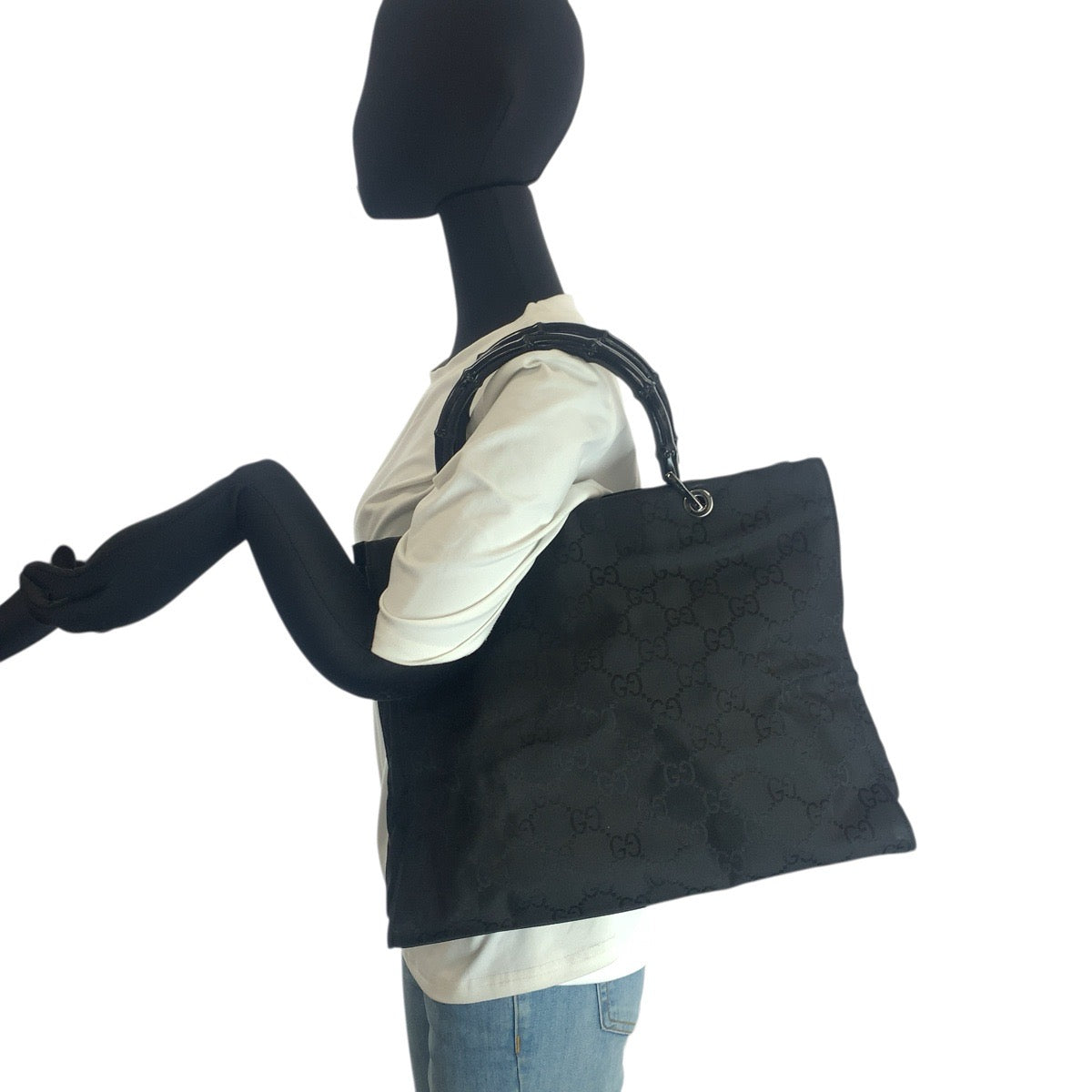 23640
GUCCI グッチ バンブー ブラック 黒 シルバー金具 ナイロン 002 0101 ハンドバッグ トートバッグ レディース ABP49