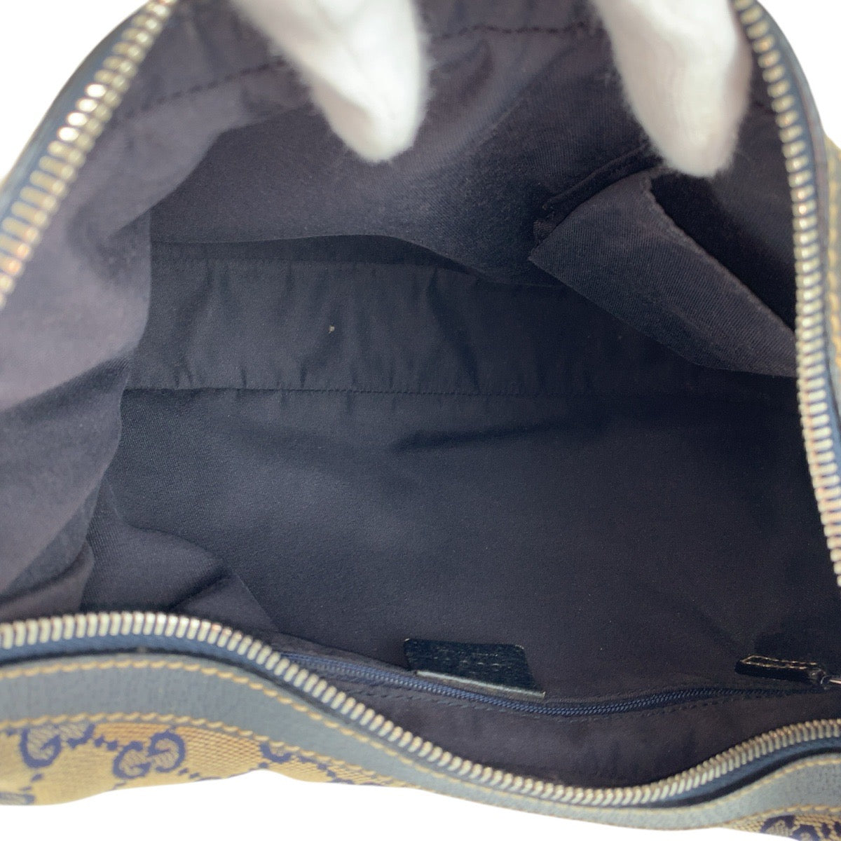 23664
GUCCI グッチ シェリーライン ネイビー シルバー金具 GGキャンバス 145757 ホーボー ショルダーバッグ レディース ABP37
