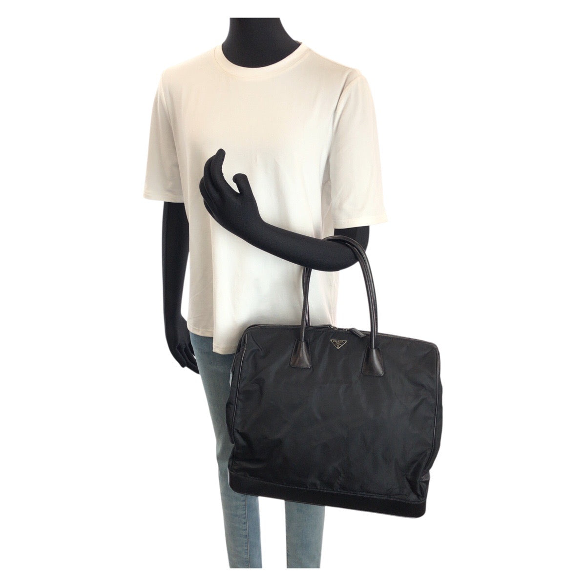 23667
PRADA プラダ テスート 三角ロゴプレート ブラック 黒 シルバー金具 ナイロン / レザー トートバッグ ハンドバッグ レディース ABP49