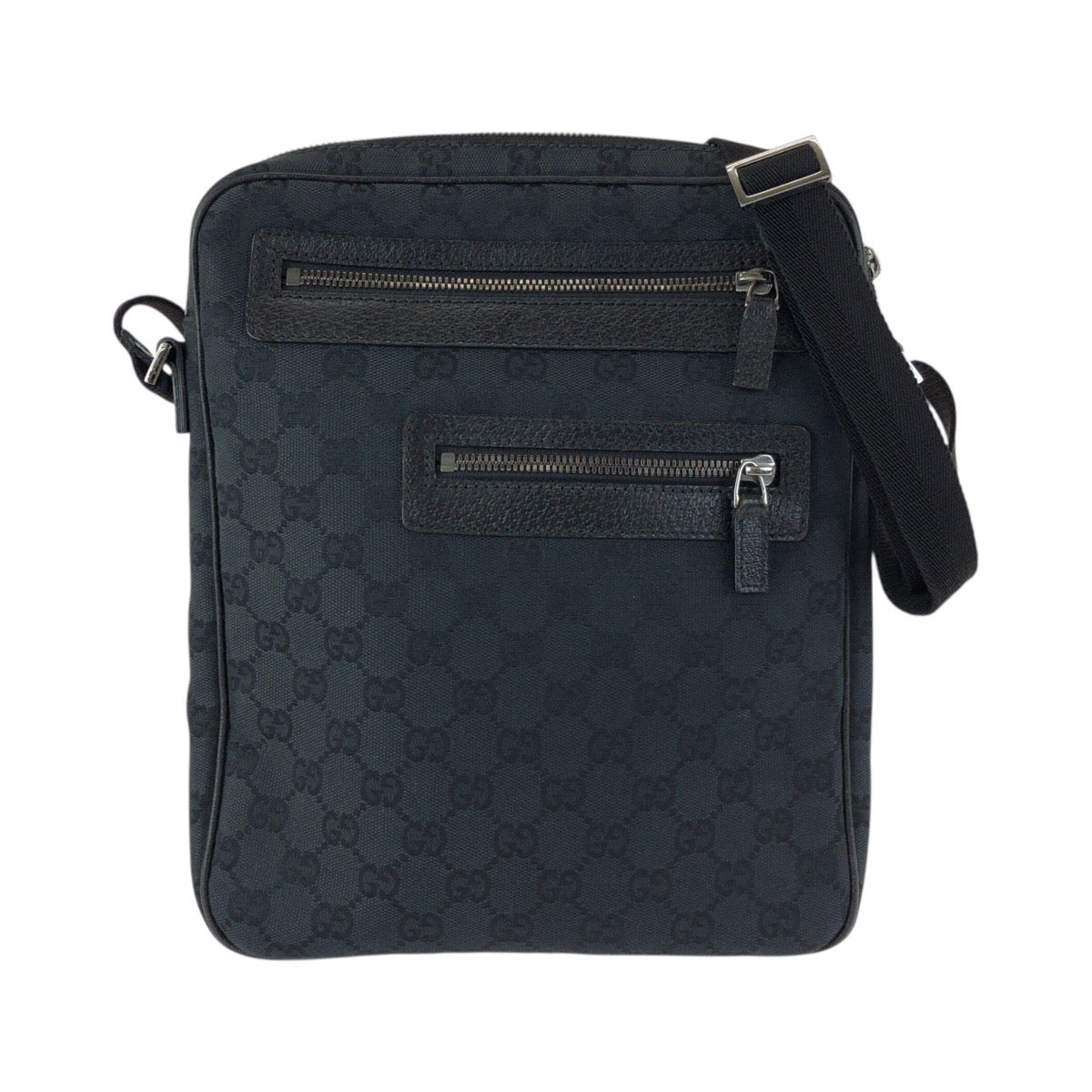 23678
GUCCI グッチ ブラック 黒 シルバー金具 GGキャンバス / レザー 92551 ショルダーバッグ メッセンジャーバッグ メンズ ABP42