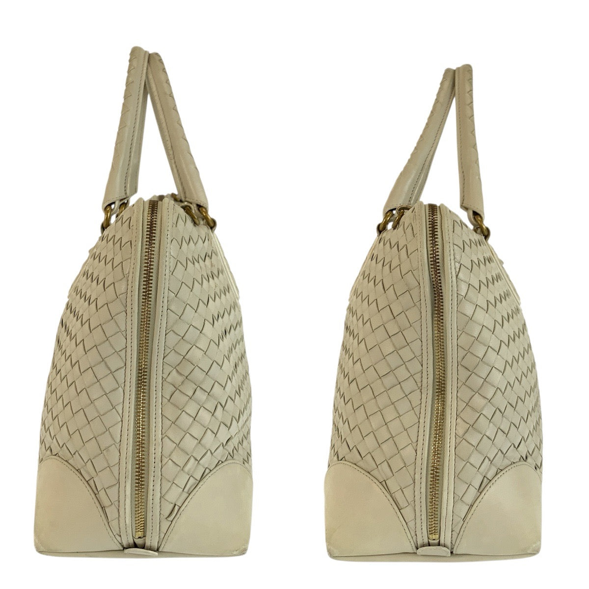 23698
BOTTEGAVENETA ボッテガヴェネタ イントレチャート アイボリー ゴールド金具 レザー 194403 VFEDO 9541 ハンドバッグ ショルダーバッグ レディース AB30