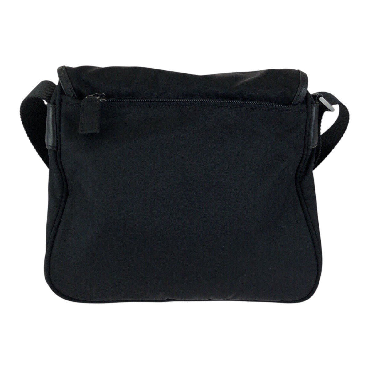 23709
PRADA プラダ テスート 三角ロゴプレート ブラック 黒 シルバー金具 ナイロン / レザー ショルダーバッグ メッセンジャーバッグ 男女兼用 レディース ABP52