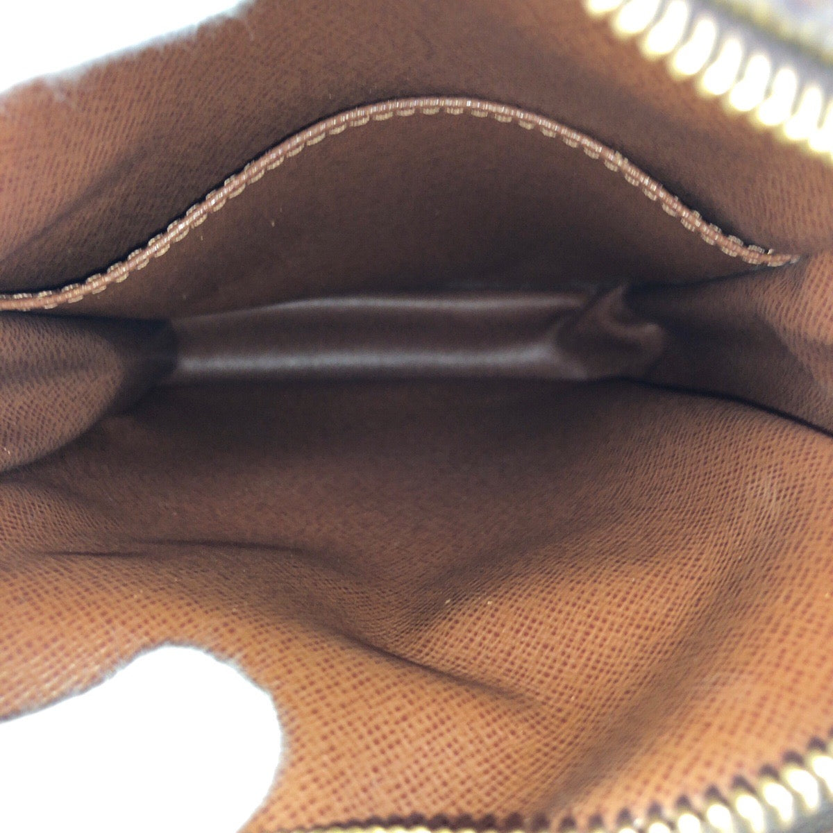 23721
LOUIS VUITTON ルイヴィトン モノグラム アマゾン ブラウン ゴールド金具 PVC M45236 ショルダーバッグ メッセンジャーバッグ レディース AB49