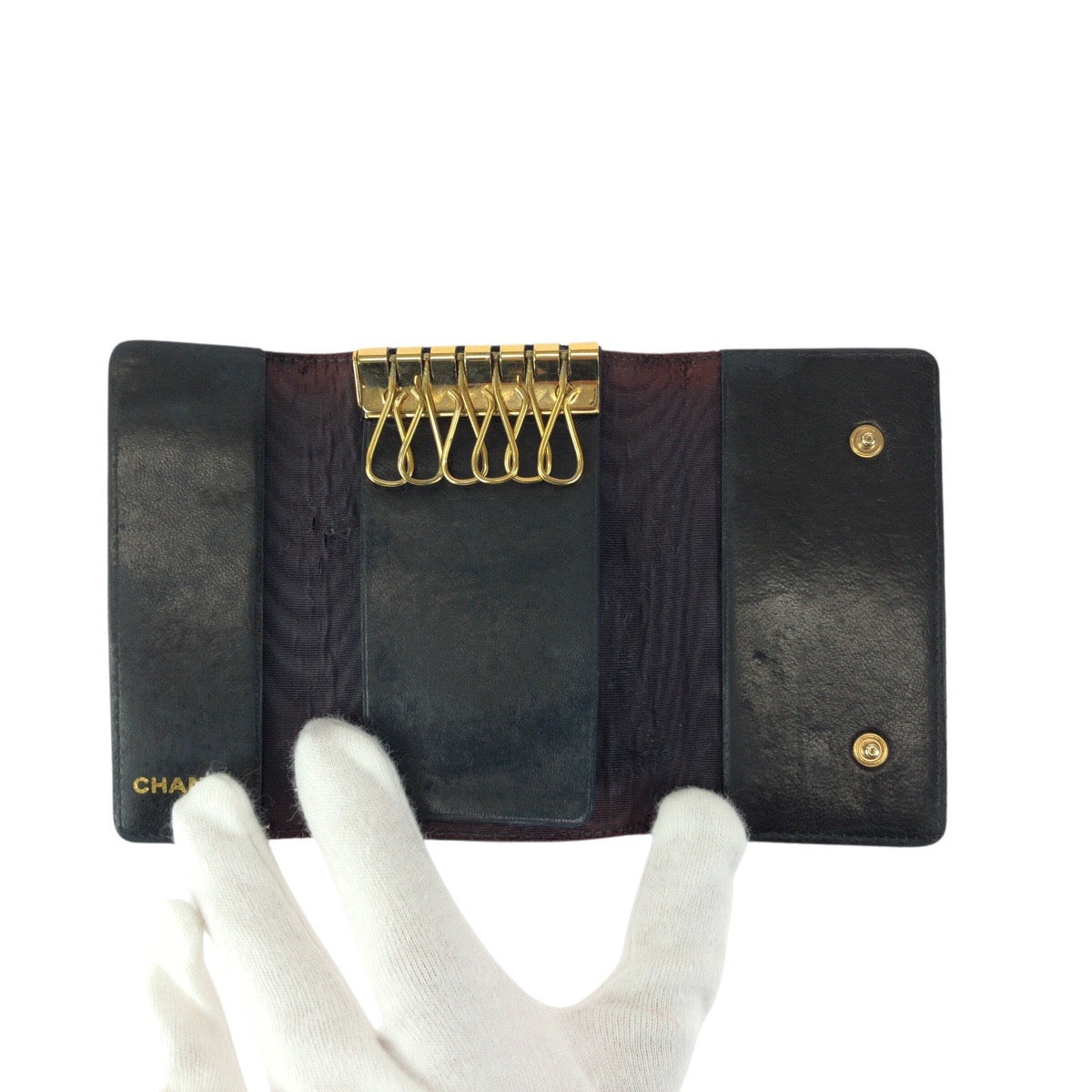 23733
CHANEL シャネル ヴィンテージ ココマーク ブラック 黒 ゴールド金具 レザー キーケース 6連 レディース AB28