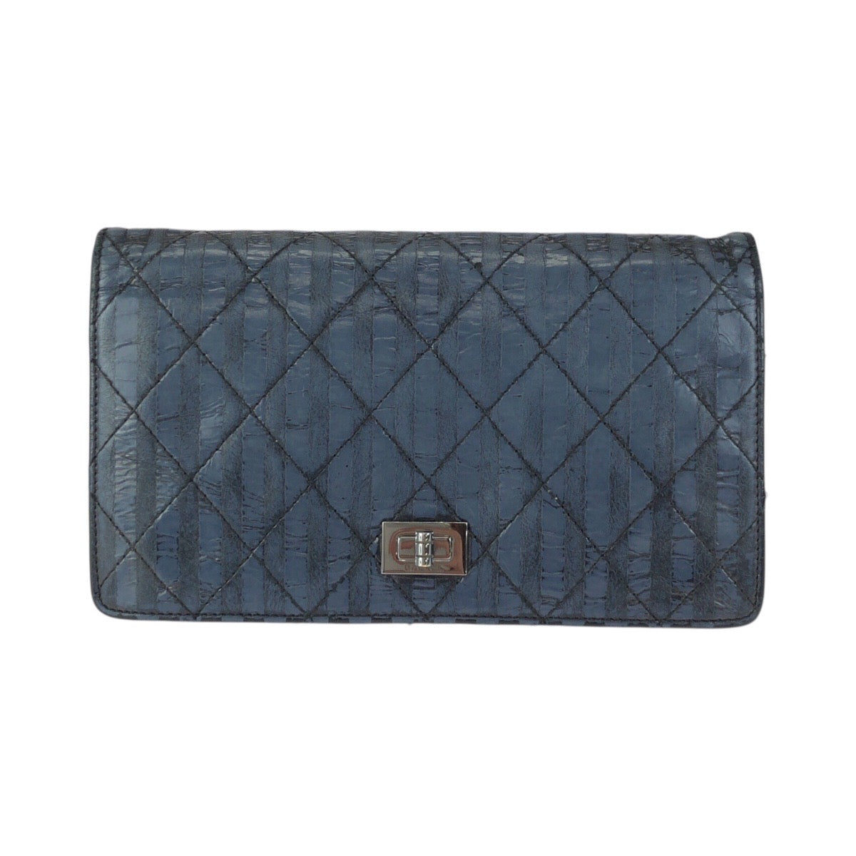 23739
CHANEL シャネル マトラッセ ネイビー シルバー金具 レザー 長財布 ロングウォレット レディース AB35