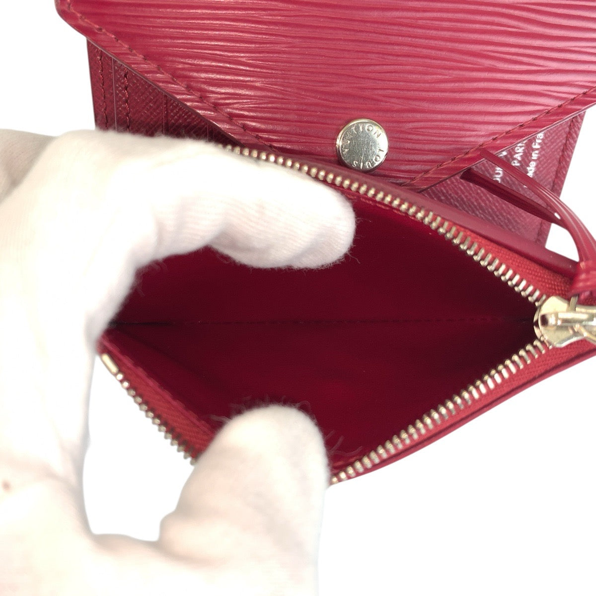 23740
LOUIS VUITTON ルイヴィトン エピ ポルトフォイユ ヴィクトリーヌ ワインレッド シルバー金具 レザー M62171 折り財布 コンパクトウォレット レディース A36