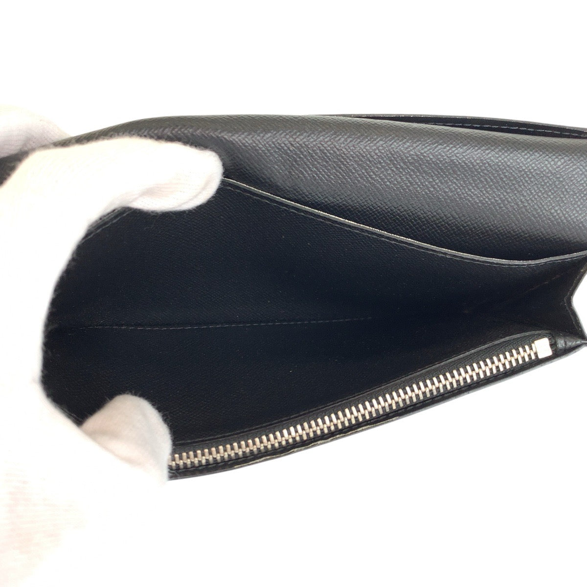 23751
LOUIS VUITTON ルイヴィトン タイガ ポルトフォイユ ブラザ ノワール ブラック シルバー金具 レザー M30501 長財布 ロングウォレット メンズ ABP35