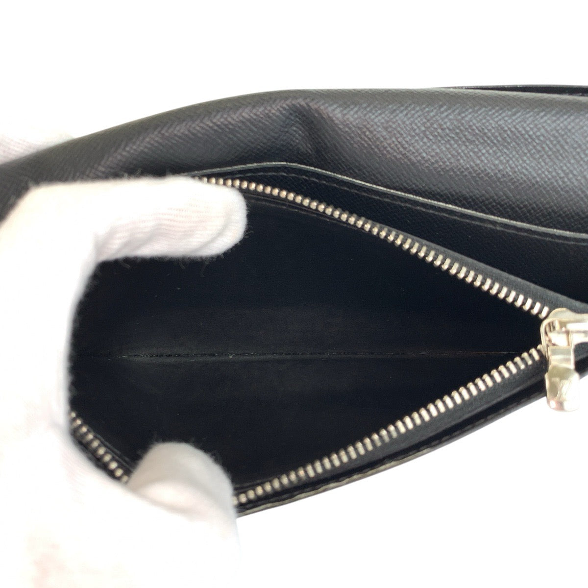 23751
LOUIS VUITTON ルイヴィトン タイガ ポルトフォイユ ブラザ ノワール ブラック シルバー金具 レザー M30501 長財布 ロングウォレット メンズ ABP35