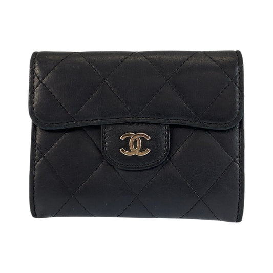 23816
CHANEL シャネル マトラッセ ブラック 黒 シルバー金具 レザー コインケース 小銭入れ レディース ABP42