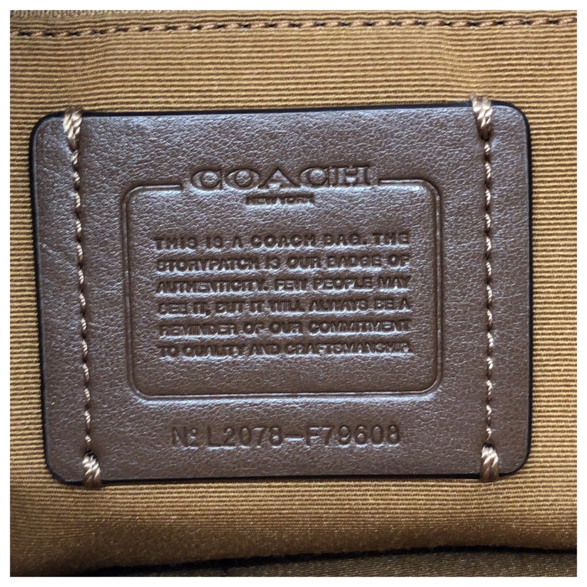 23838
COACH コーチ ギャラリー オフホワイト ゴールド金具 レザー F79608 トートバッグ ショルダーバッグ レディース ABP3