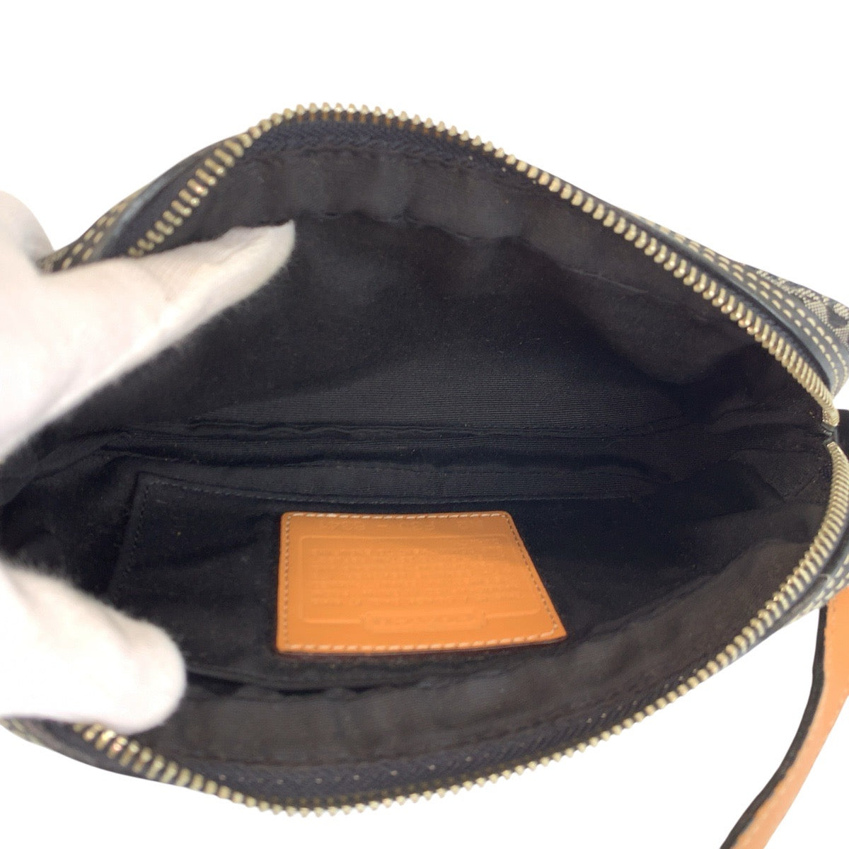 23841
COACH コーチ ミニシグネチャー ブラック 黒 シルバー金具 キャンバス / レザー F3J-6341 ショルダーバッグ ポシェット レディース AB2
