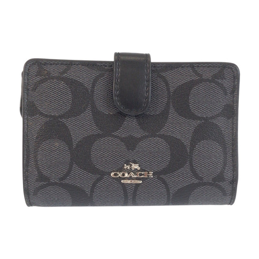 23844
COACH コーチ シグネチャー グレー ブラック シルバー金具 レザー / PVC 91838SVM2Q 折り財布 コンパクトウォレット レディース AB1