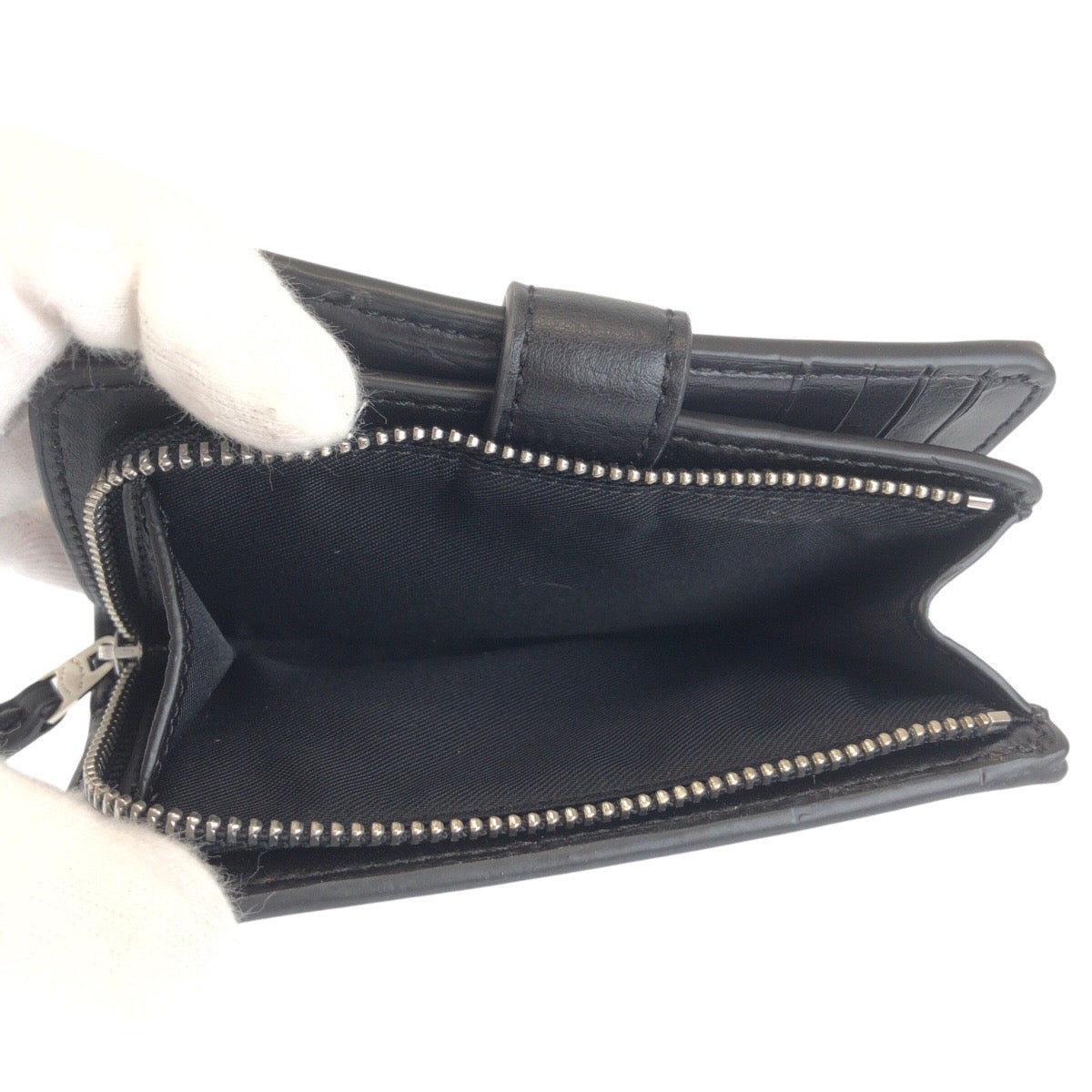 23844
COACH コーチ シグネチャー グレー ブラック シルバー金具 レザー / PVC 91838SVM2Q 折り財布 コンパクトウォレット レディース AB1