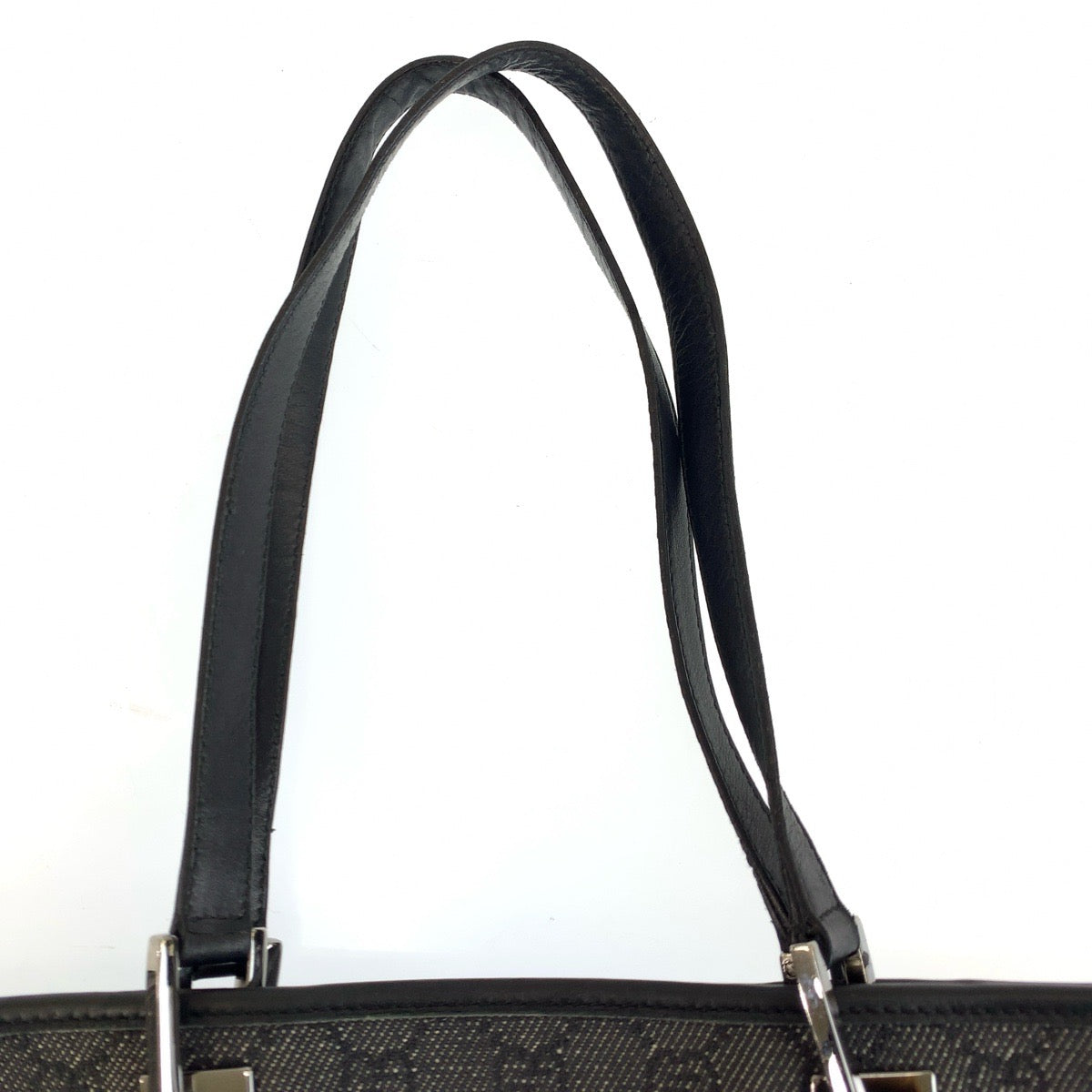 23846
GUCCI グッチ ブラック 黒 シルバー金具 GGキャンバス / レザー 31243 トートバッグ ショルダーバッグ レディース ABP28