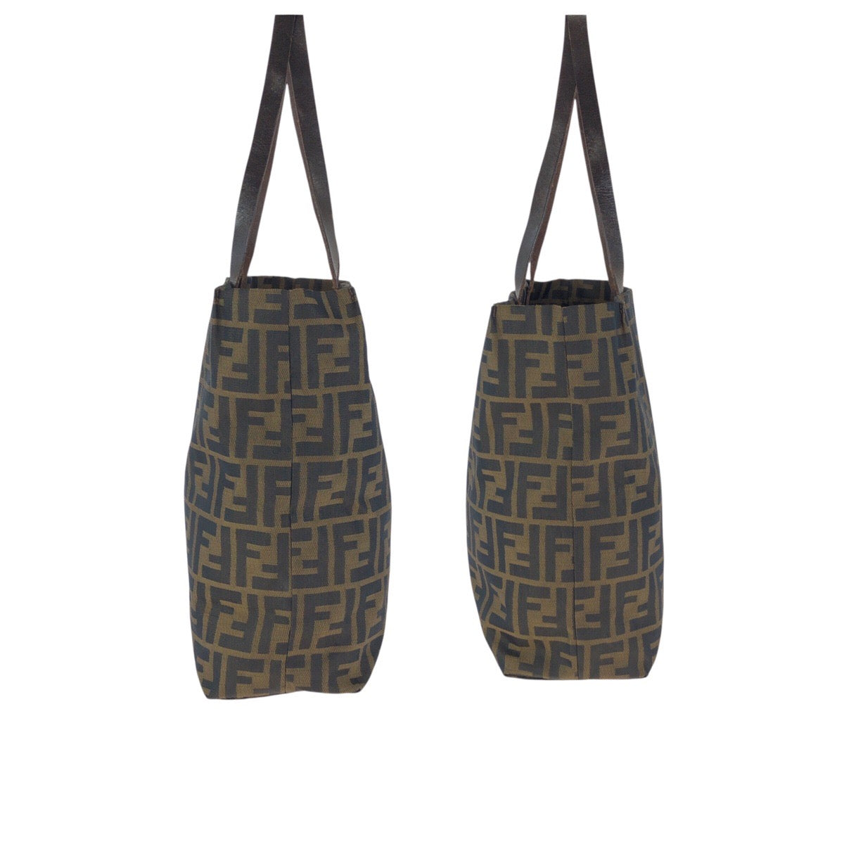 23851
FENDI フェンディ ズッカ ブラウン シルバー金具 ナイロン / レザー トートバッグ ショルダーバッグ レディース ABP28