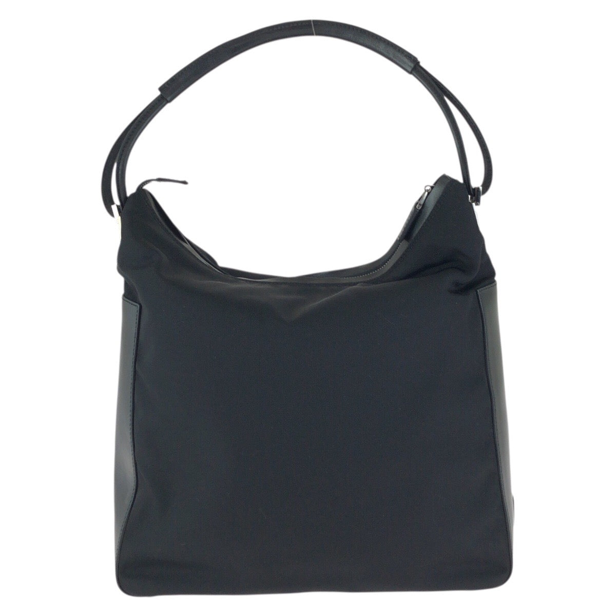 23855
GUCCI グッチ ワンショルダー ブラック 黒 シルバー金具 ナイロン / レザー 001 3770 ショルダーバッグ ハンドバッグ レディース ABP28