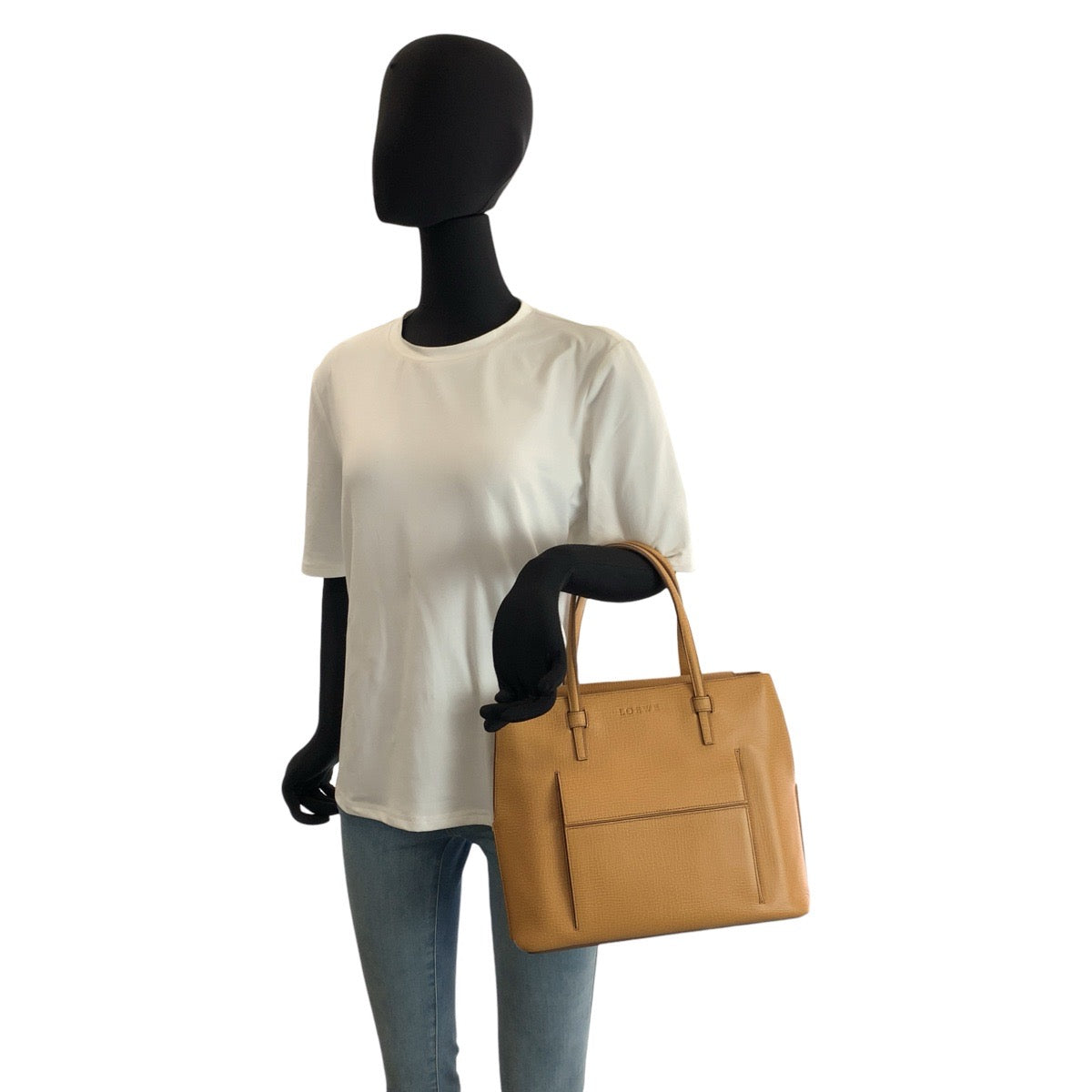 23863
LOEWE ロエベ ヴィンテージ ベージュ ゴールド金具 レザー ハンドバッグ トートバッグ レディース A42