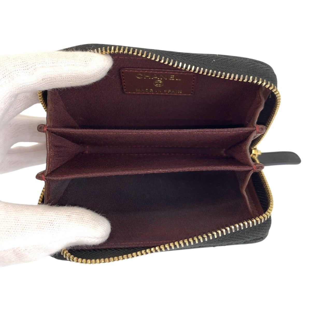 23872
CHANEL シャネル マトラッセ クラシック ジップコインパース ブラック 黒 ゴールド金具 レザー コインケース カードケース レディース ABP42