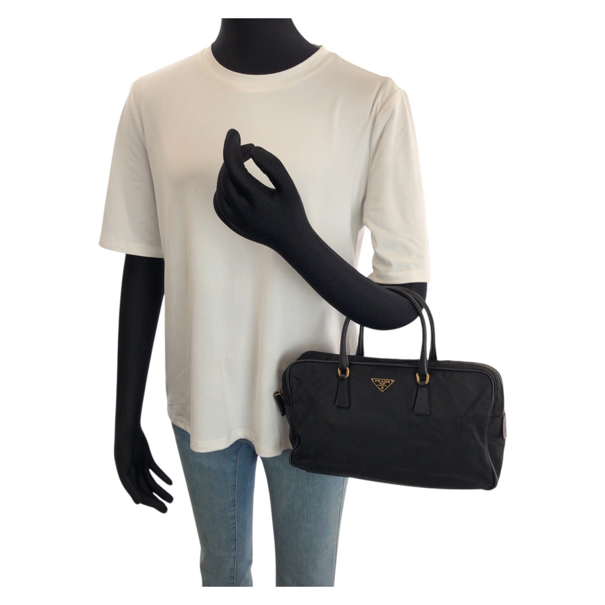 23876
PRADA プラダ テスート サフィアーノ 三角ロゴプレート ブラック 黒 ゴールド金具 ナイロン / レザー ハンドバッグ トートバッグ レディース ABP35