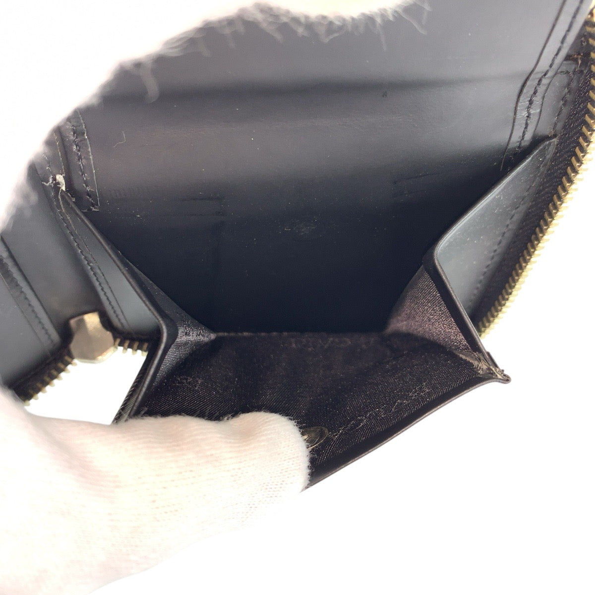 23899
BVLGARI ブルガリ ロゴマニア ブルー ブラック シルバー金具 デニム / レザー 折り財布 コンパクトウォレット レディース ABP21