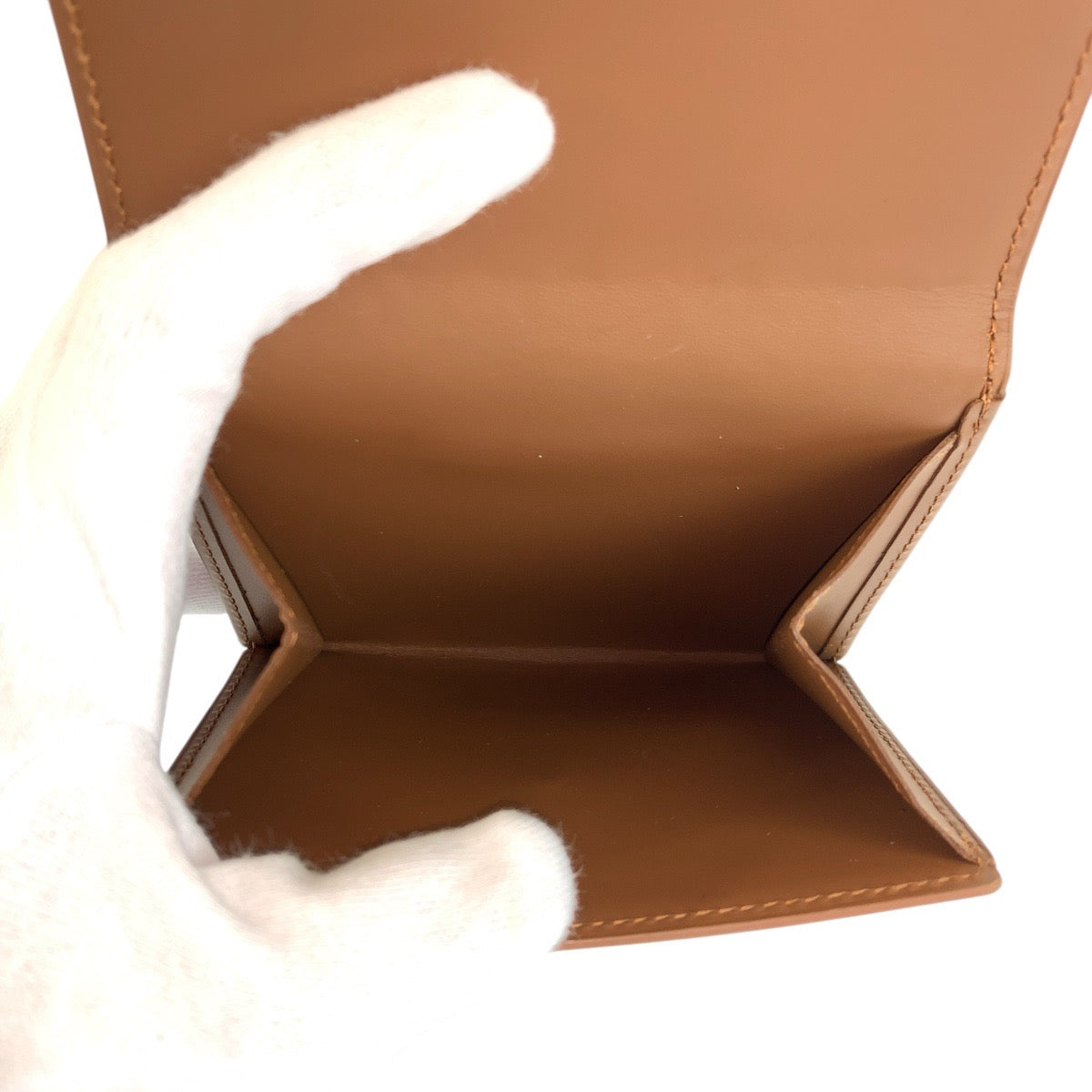 23908
LOUIS VUITTON ルイヴィトン モノグラム ヴェルニ ポルト モネ ビエ カルト クレディ ブロンズ ブラウン ゴールド金具 エナメル M91170 折り財布 コンパクトウォレット レディース A42